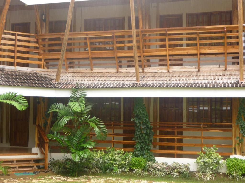Palo Alto Bed & Breakfast Puerto Princesa Exterior foto