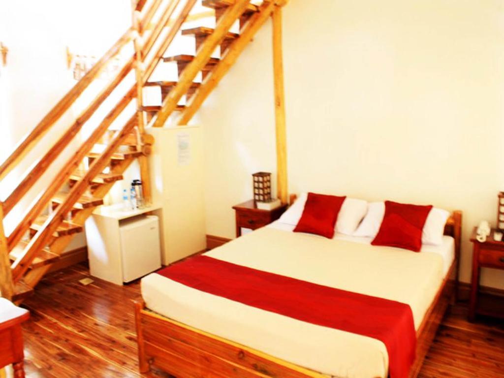 Palo Alto Bed & Breakfast Puerto Princesa Quarto foto
